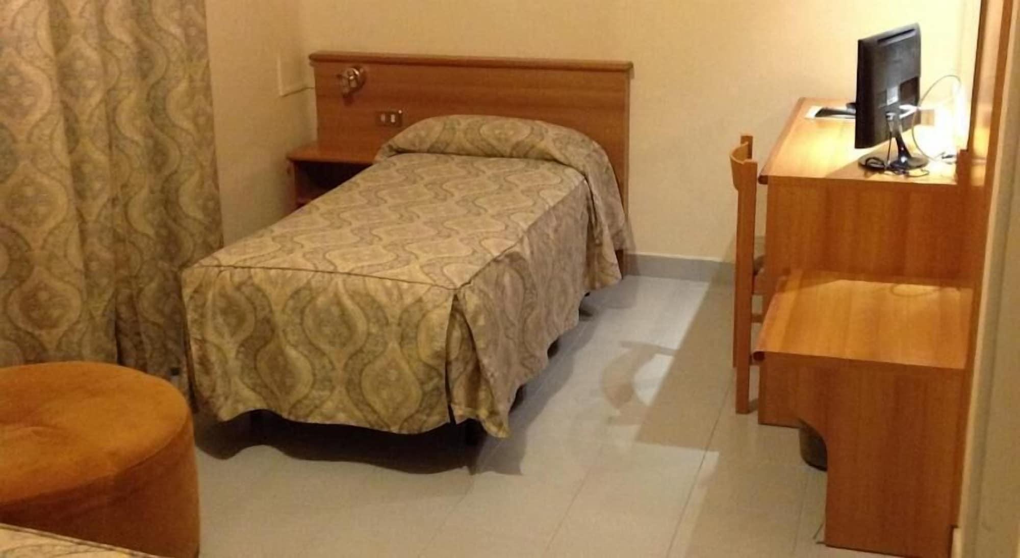 מטרה Albergo Italia מראה חיצוני תמונה
