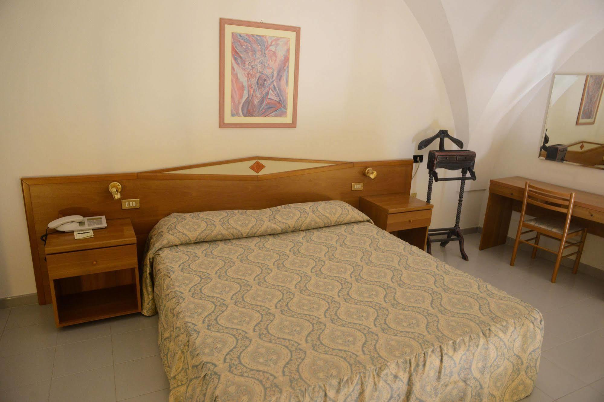 מטרה Albergo Italia מראה חיצוני תמונה